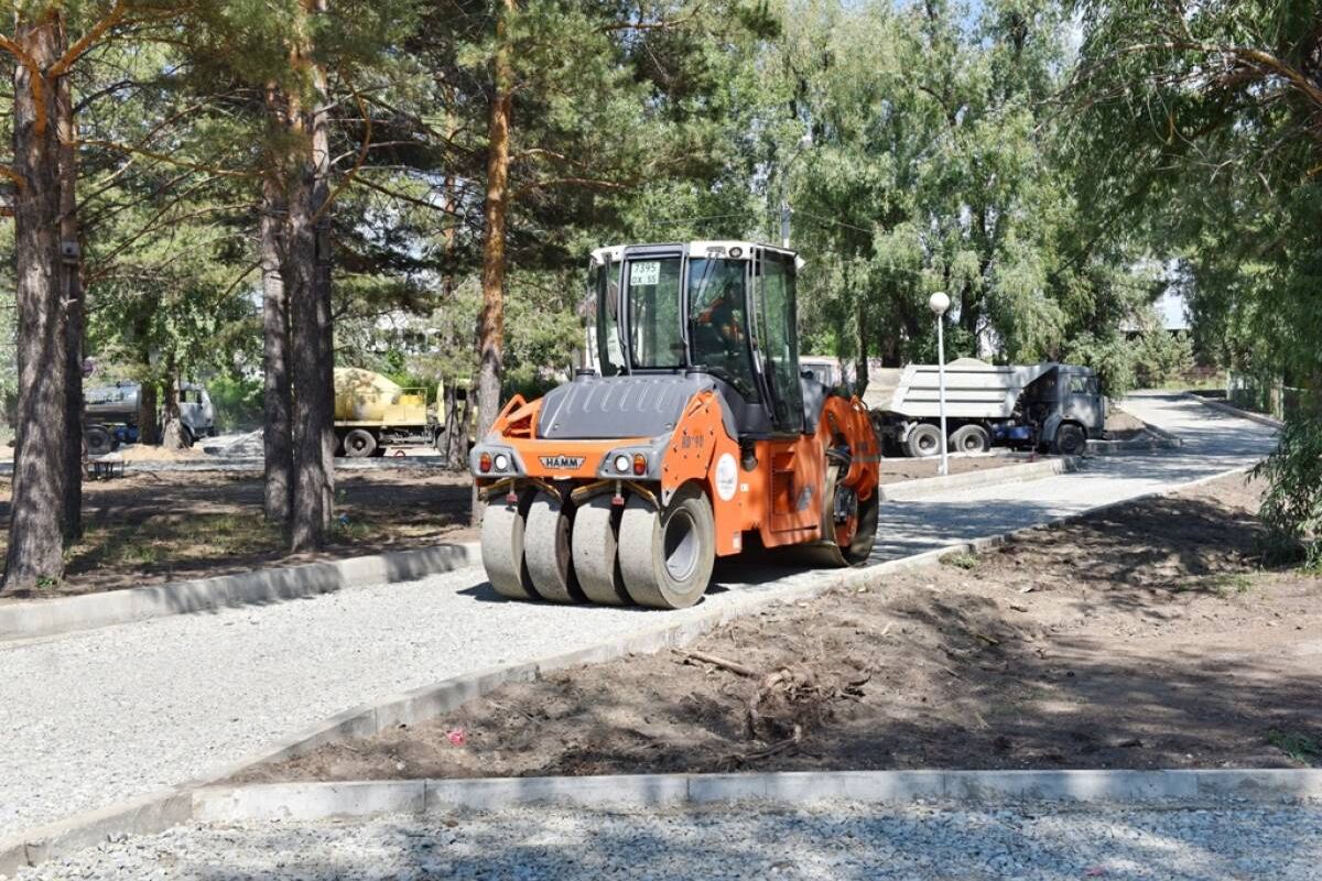 В Омске продолжаются работы по федеральному проекту «Городская среда»