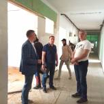 В Балашове ведется ремонт школы в рамках федеральной программы