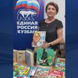 Калтанские единороссы собрали книги для ДНР и ЛНР