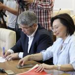 Алексей Цыденов подал документы в Избирательную комиссию Бурятии