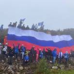 Сахалинские единороссы провели на островах разные акции в День России