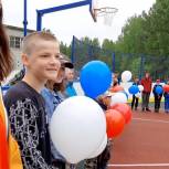Депутат Госдумы от «Единой России» оказал содействие в строительстве многофункциональной спортплощадки в Кировской области