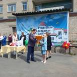 «Единая Россия» провела акции в День медицинского работника по всей Свердловской области