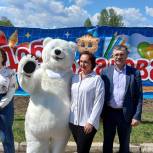 В Красноярском крае партийцы присоединились к поздравлениям с Днем защиты детей