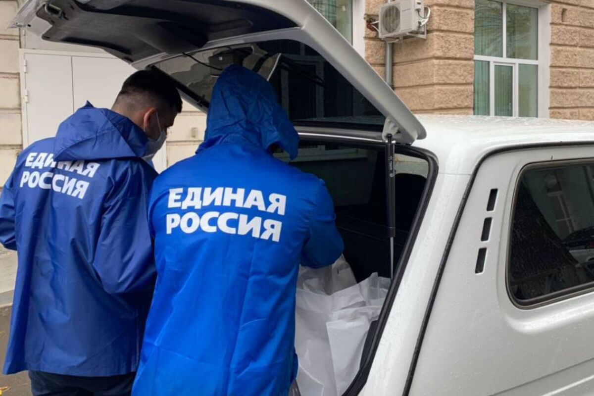«Единая Россия»: Через медицинскую миссию партии в новых регионах прошли 2 тысячи волонтёров