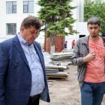 В рамках рабочей поездки Юрий Клепиков посетили 31-ую школу Белгорода и детский сад «Аистёнок»