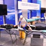 Представители «Единой России» и МГЕР сдали более 500 литров донорской крови