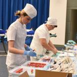 Представители «Единой России» и МГЕР сдали более 500 литров донорской крови
