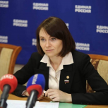 Депутат Государственной Думы Юлия Оглоблина  участвует в сборе гуманитарной помощи для жителей Белгородской области