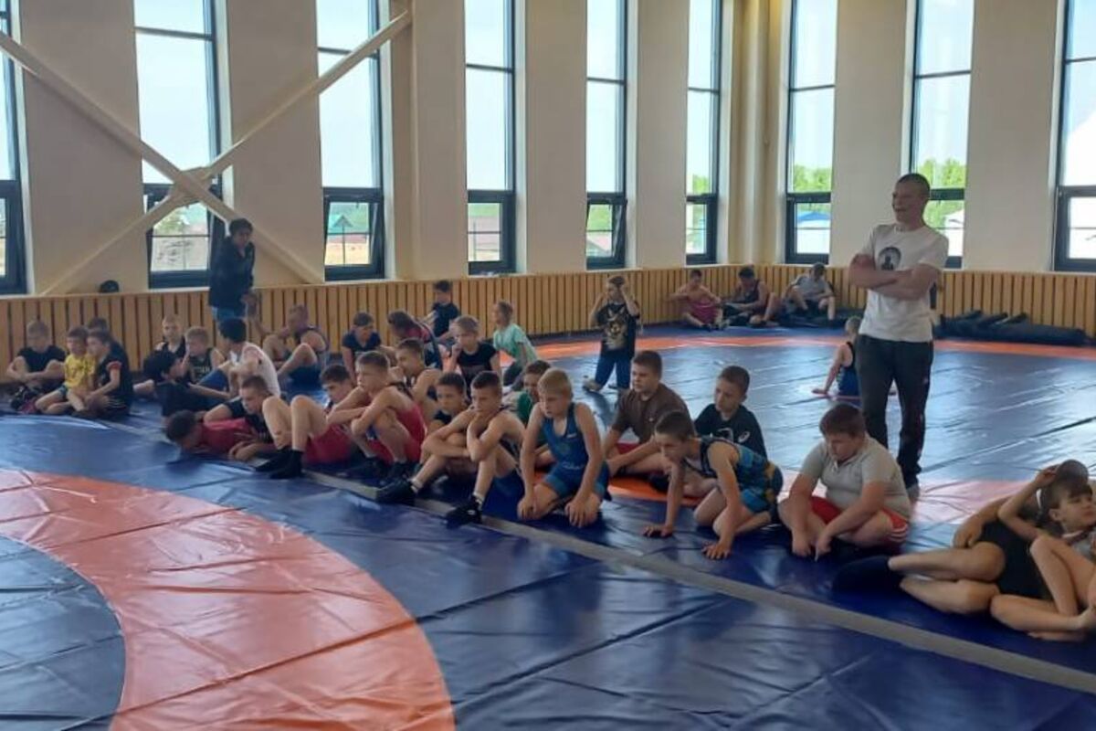 В Манском районе открылся новый физкультурно-спортивный комплекс