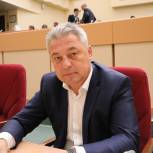 Кирилл Лаврентьев рассказал о законодательной работе по решению проблем детей-сирот