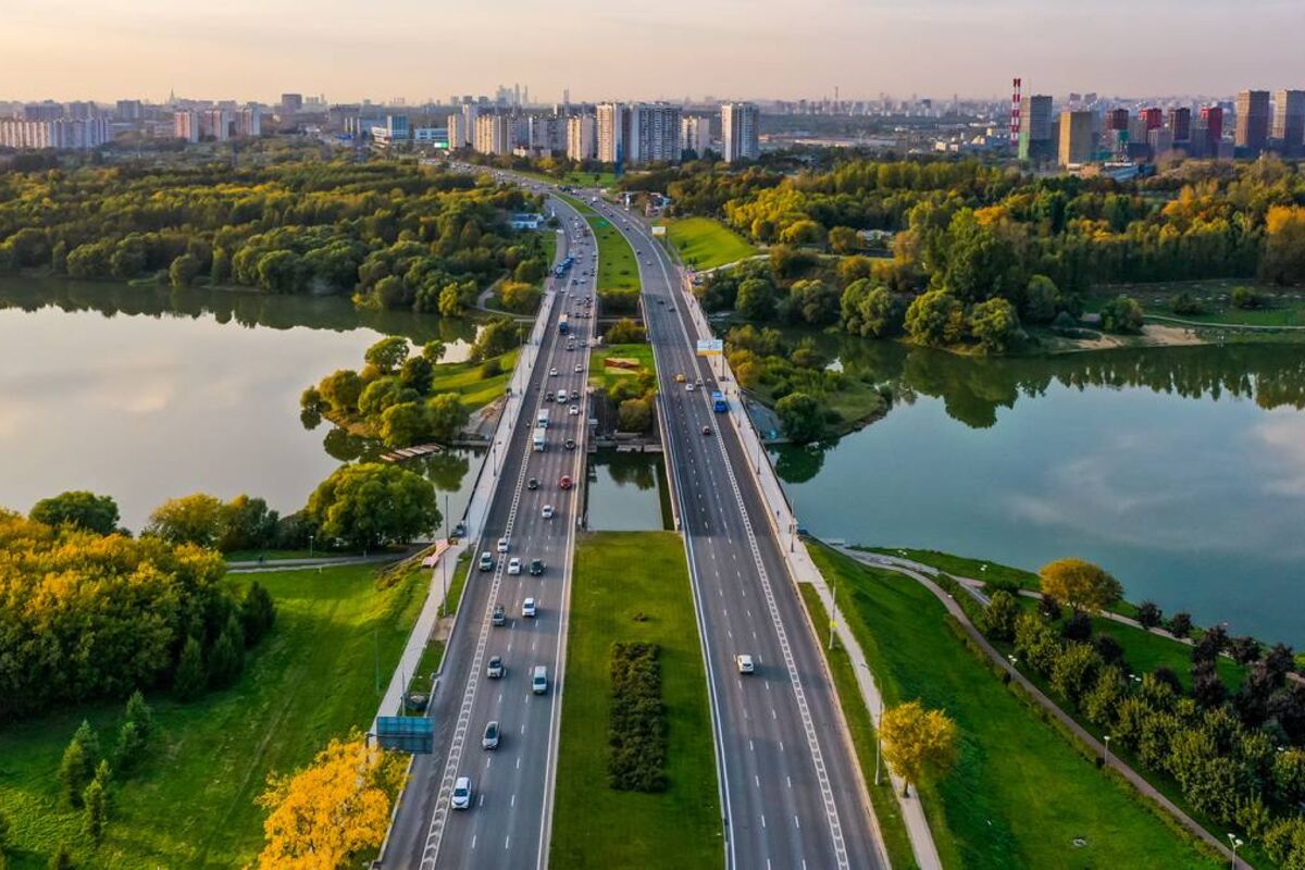 Алексей Шапошников: Москва – самый зеленый мегаполис мира | 05.06.2023 |  Москва - БезФормата