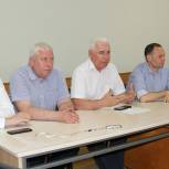 Виктор Якимов держит под контролем внедрение новой системы пенсионных выплат в Каменске-Уральском