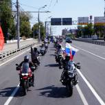 В День России единороссы юго-востока Москвы организовали авто-мотопробег