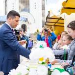 Единороссы приняли участие в благотворительной акции «Белый цветок», посвященной  помощи семьям участников специальной военной операции