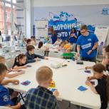 «Единая Россия» организовала творческие и спортивные занятия для школьников