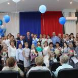 В Курчатовском районе поздравили работников социальной сферы