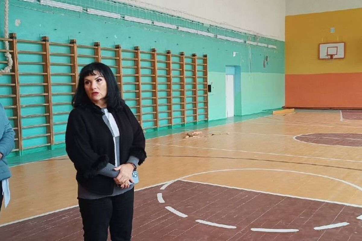 В Снежногорской школе продолжается ремонт