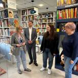 Анастасия Казанцева осмотрела места трудоустройства подростков Салехарда