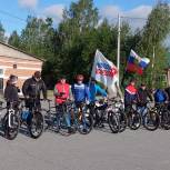 Партийцы Кондинского района проехали 100 километров на велосипедах