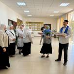 «Единая Россия» поздравила с профессиональным праздником социальных работников в Грозном