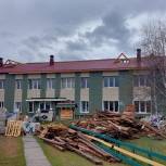 «Единая Россия» проконтролировала ход капитального ремонта в школе села Беклемишево