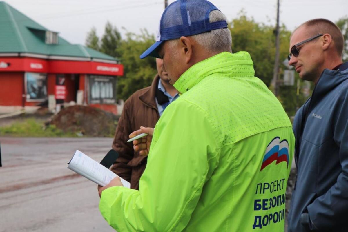 Виталий Крупин проверил качество ремонта дорог в Асбесте