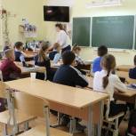 «Единая Россия» обеспечит поддержку подрядчиков, ремонтирующих школы по народной программе партии