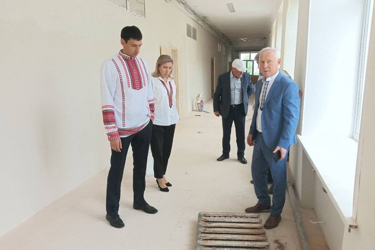 Андрей Ураськин с рабочим визитом посетил Сюмсинский район