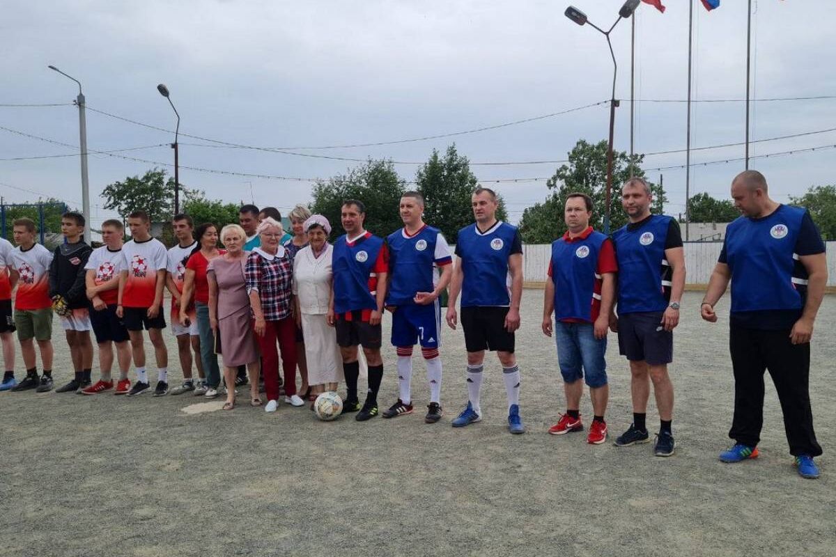 Курчатовские единороссы вышли на футбольное поле