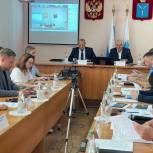 В Красноармейске на выездном совещании обсудили реализацию региональных программ по ремонту соцобъектов
