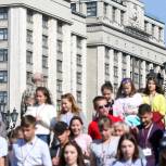 Госдума приняла в первом чтении инициированный «Единой Россией» законопроект о трудовом воспитании школьников