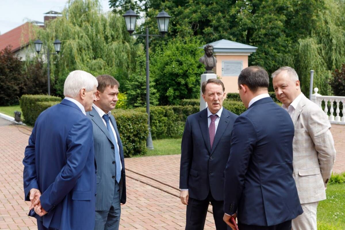 Алексей Гордеев и Владимир Нетёсов приняли участие в заседании круглого стола, приуроченного ко Всемирному дню охраны окружающей среды