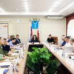 Проект закона о запрете для главврачей заниматься бизнесом поддержали на заседании профильного комитета