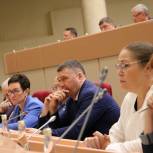 Депутаты поддержали запрет для главных врачей госучреждений работать в частных клиниках