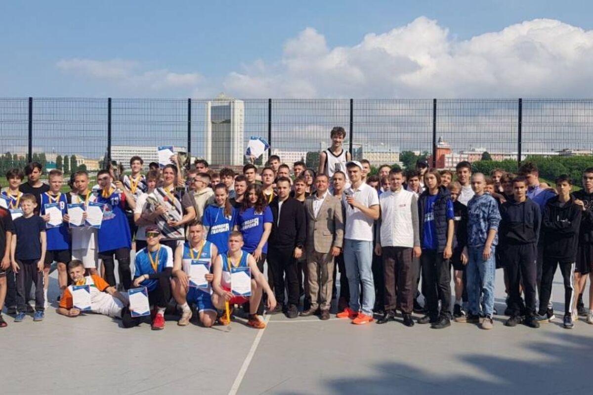 Врываемся в лето ярко и спортивно!