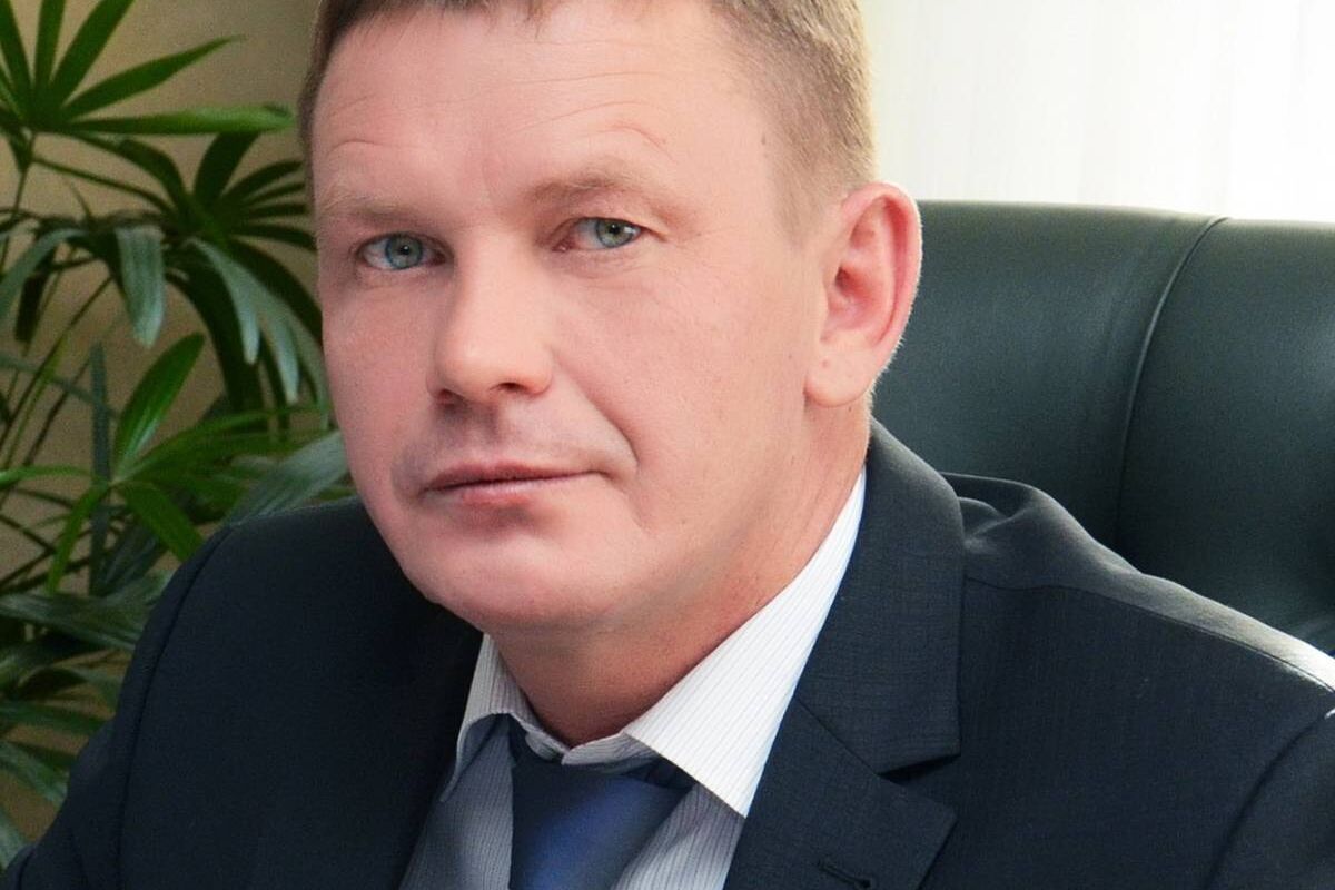 Памятник деригалоза курск. Дериглазов курск. Дериглазов курск. Дериглазов курск. Дериглазов курск.