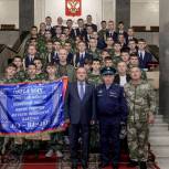 «Единая Россия» организовала экскурсию по Госдуме для кадетов из ЛНР