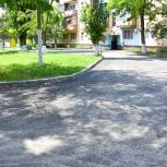 Во дворах Красноперекопска уложили новый асфальт