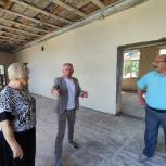 Мичуринские партийцы провели мониторинг капитального ремонта местной школы
