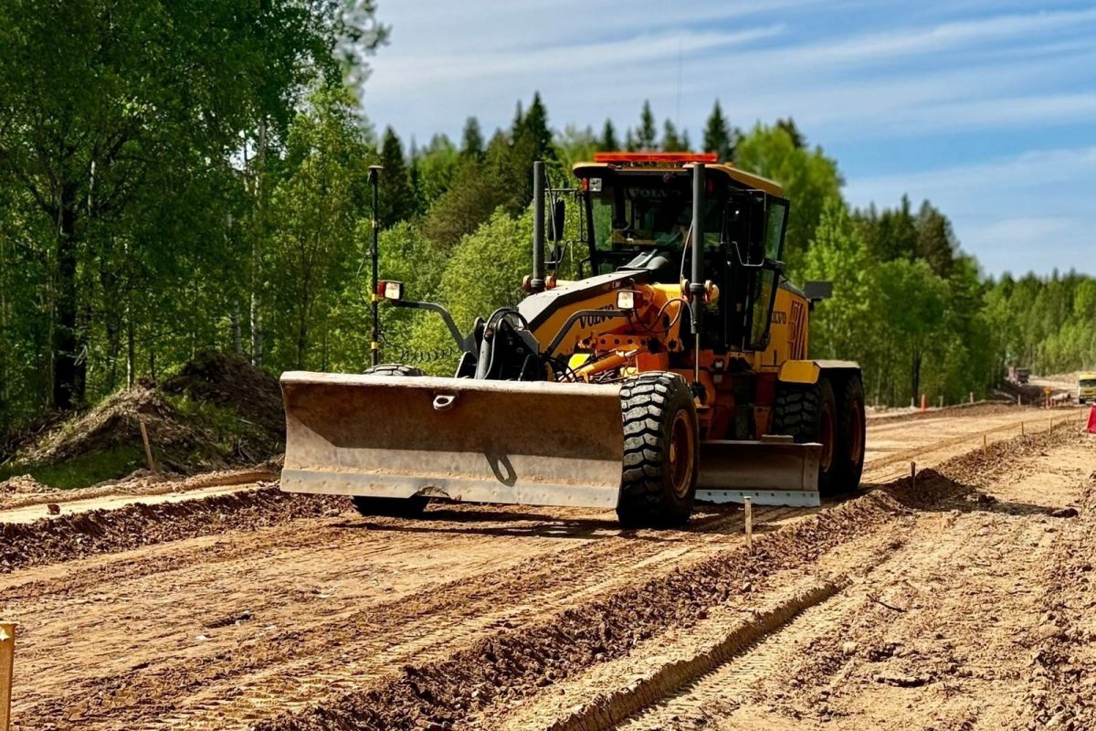 В Холмогорском округе продолжаем работы на дорожных объектах | 25.06.2024 |  Архангельск - БезФормата