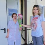 «Единая Россия» поздравляет смоленских медиков с профессиональным праздником