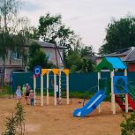 Фонд Сергея Неверова продолжает устанавливать новые детские площадки на Смоленщине