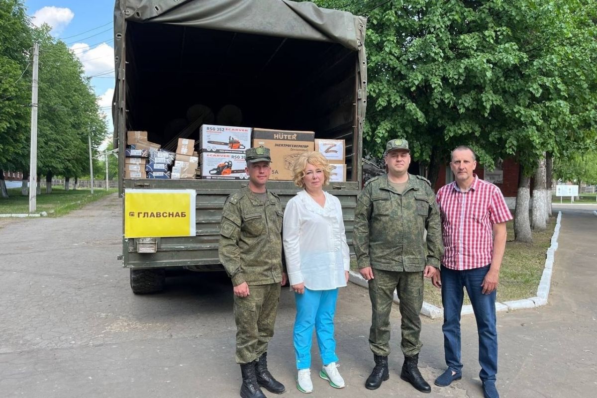 Военнослужащим-участникам спецоперации активисты из города Шуя передали  партию гуманитарной помощи