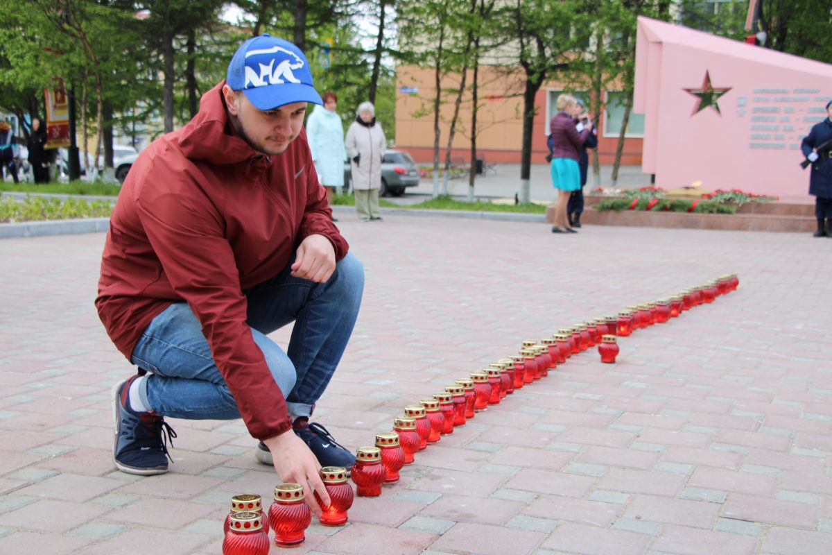 Огненные картины войны и свечи памяти зажгутся в Магаданской области