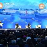 Владимир Путин объявил о запуске программы строительства и благоустройства набережных и парков