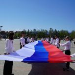 Партийцы организовали в Югре патриотические мероприятия в честь Дня России