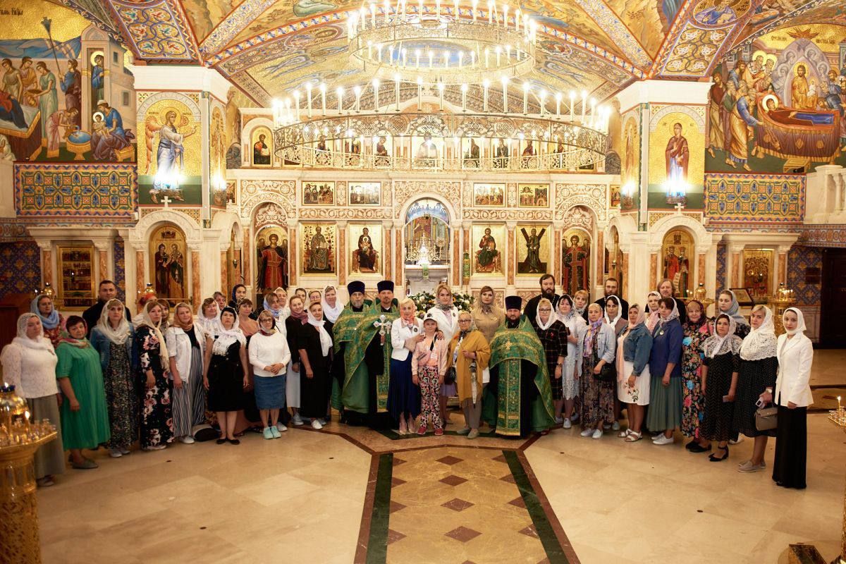 В Подмосковье «Женское движение Единой России» провело «православную гостиную» для семей участников СВО