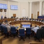Депутаты "Единой России" поддержали совершенствование налогового законодательства