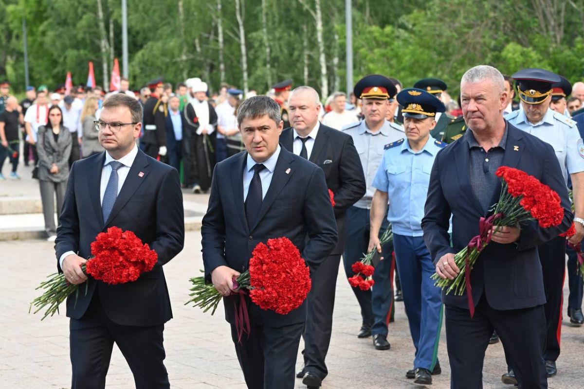 Сегодня пермяки почтили память земляков, погибших в годы Великой  Отечественной войны